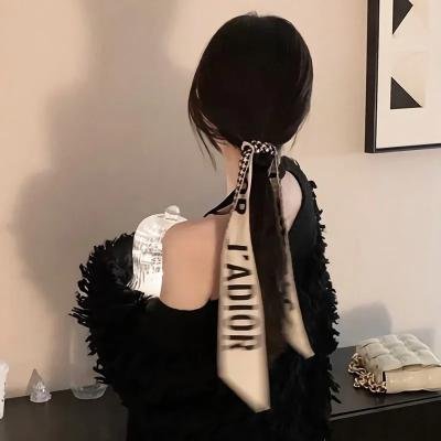黑白游龙